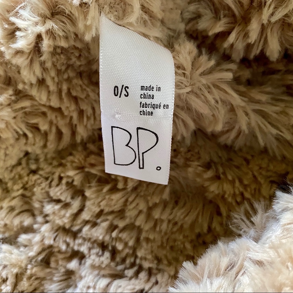 Like New Teddy Bear Faux Fur Infinity Scarf - Picture 3 of 4